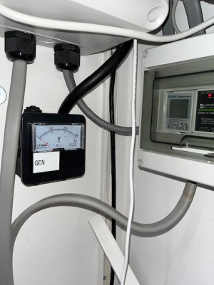 Gen meter and inverter meter.jpg (71.98 KiB) Viewed 62815 times Gen and Inverter meters